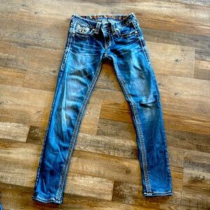 Rock revival size 27